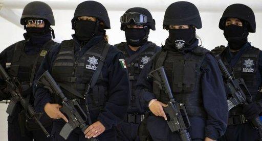 Policías federales antinarcoticos  