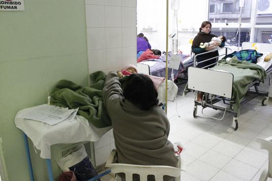 Guardia colapsada en el Hospital de Niños