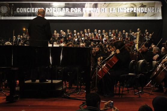 Concierto, fabuloso en la estación de trenes. Ver mas fotos