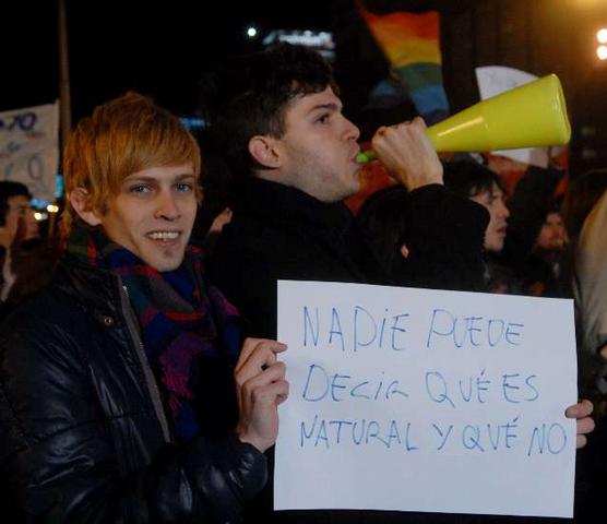 activistas y personas en general se manifestaron con un "ruidazo" anoche en Buenos Aires