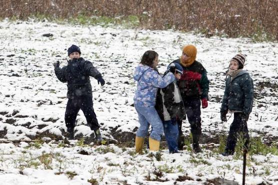 Horco Molle: miles de tucumanos salieron en familia para disfrutar de la nevada