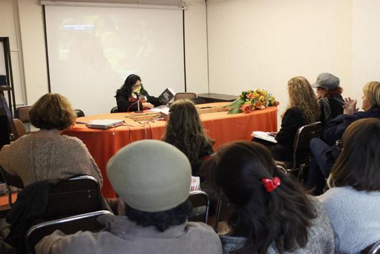 Presentación de un libro en el Centro Cultural Virla