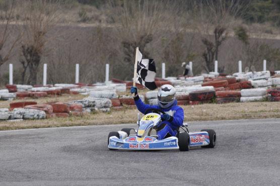 Ricardo García, ganador de la primera fecha del campeonato tucumano de karting sobre pista