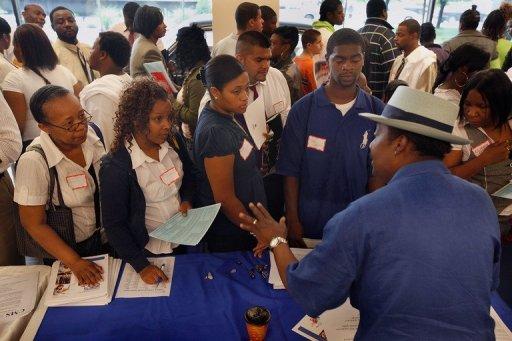 Desempleados registrandose en Chicago