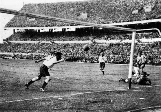  convertido por Grillo el 14 de mayo de 1953 en el estadio de River Plate.