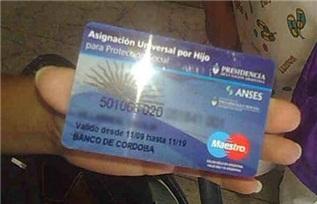 Tarjeta para cobrar la Asignación Universal