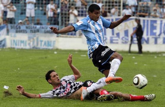 El Decano cayó en el Monumental