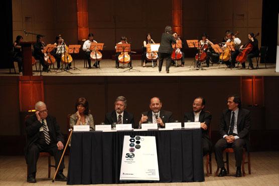 Se presentó el Libro del Septiembre Musical en el teatro San Martín