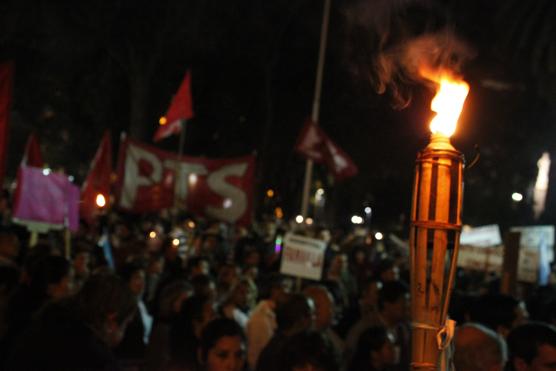 A partir de las 20 habrá una vigilia de antorchas por el sí al 82% móvil