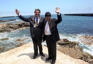 Evo Morales y Alan García en el Puerto de Ilo