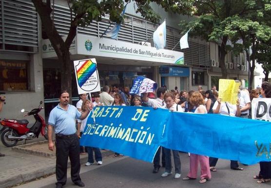 Docentes municipales movilizados