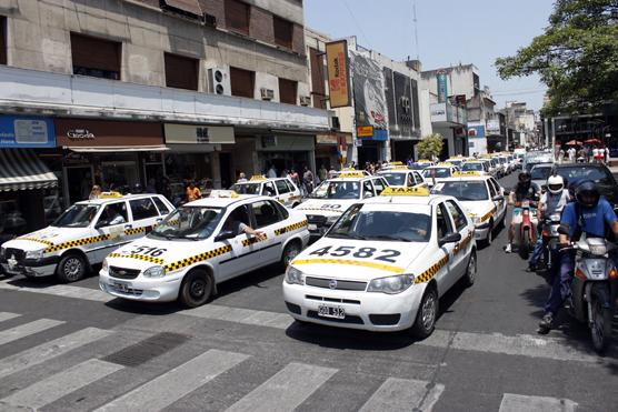 El micro centro fue un caos, propietarios de taxis hicieron paro