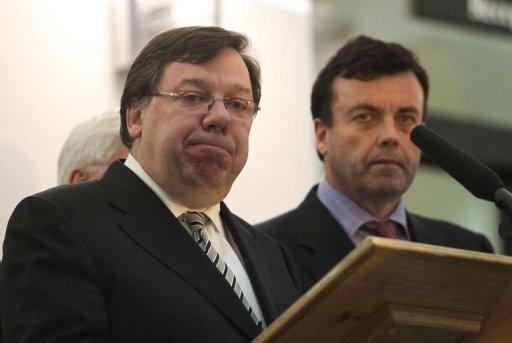 Brian Cowen, anuncia que disolverá el parlamento tras la aprobación del presupuesto