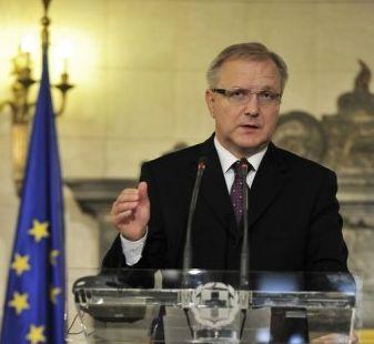 El Comisario europeo de Asuntos Económicos, Olli Rehn, durante una conferencia de prensa en Atenas