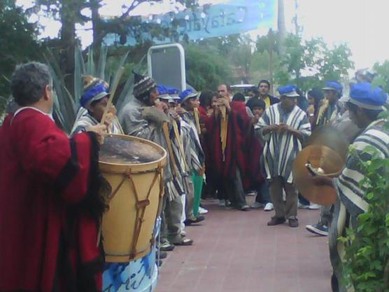 Marcha tilcareña en Cafayate