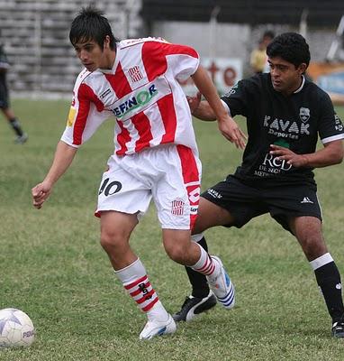 El Monito Fernández sigue afianzándose