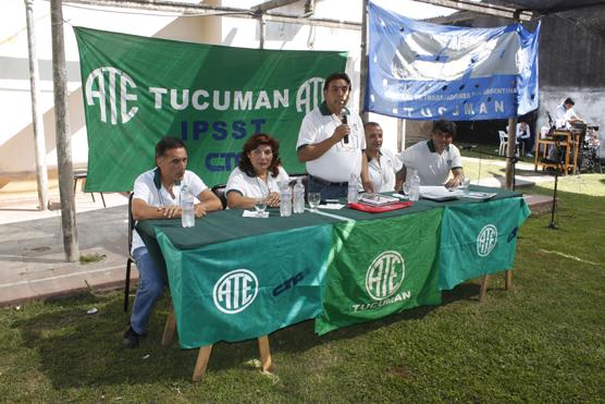 Al mediodía se realizó en Moreno al 800, un congreso provincial de ATE