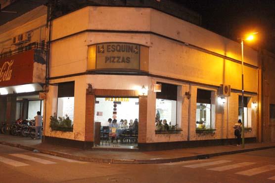 La pizzería La Esquina es una experiencia inédita en todo el Norte argentino