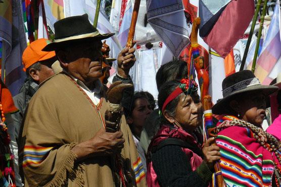 Todos luchan en contra el despojo a sus tierras