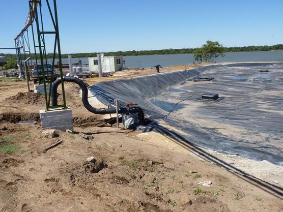 Efluentes Instalación de la membrana sobre la primera laguna de tratamiento para capturar los gases.