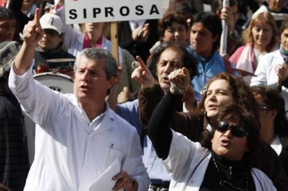 A partir de hoy, los Autoconvocados de la Salud cerrarán los quirófanos de los hospitales Avellaneda y Padilla