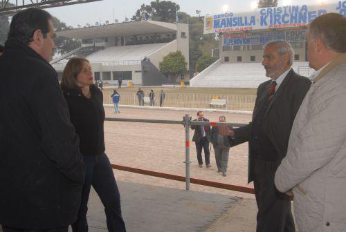 Alperovich supervisa últimos detalles en el Hipódromo