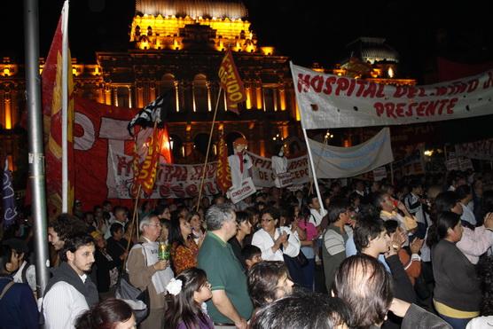 El Movimiento de Autoconvocados de la Salud, movilizará a partir de las 20 a Plaza Independencia