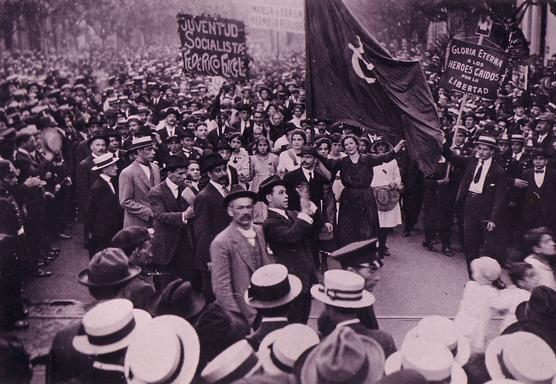 A las 20.30, quedará inaugurada la muestra itinerante  `mujeres, 200 años´, en la sala principal del Timoteo Navarro