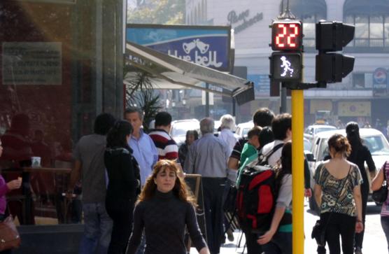 Están ubicados en las esquinas de 24 de Setiembre y 9 de Julio, Laprida y San Martín, y 25 de Mayo y San Martín