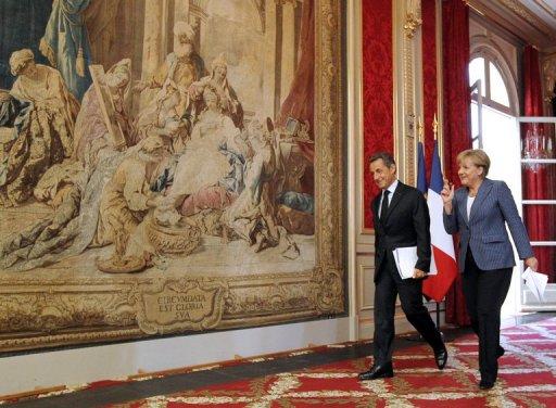 Sarkozy y Merkel piden un "verdadero gobierno" para Europa