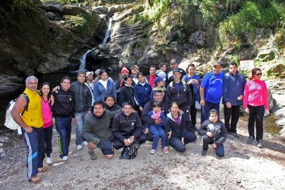 Participantes de la caminata