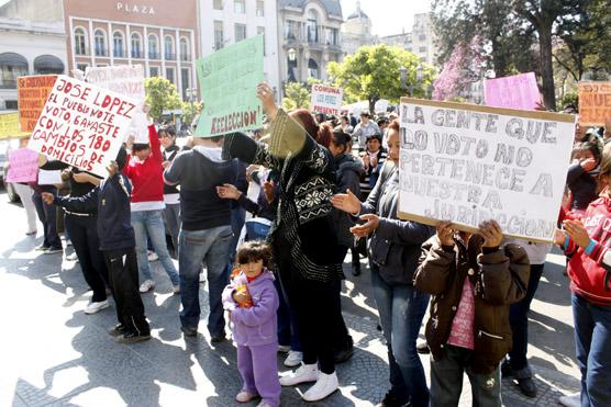 Protesta en Plaza Independencia