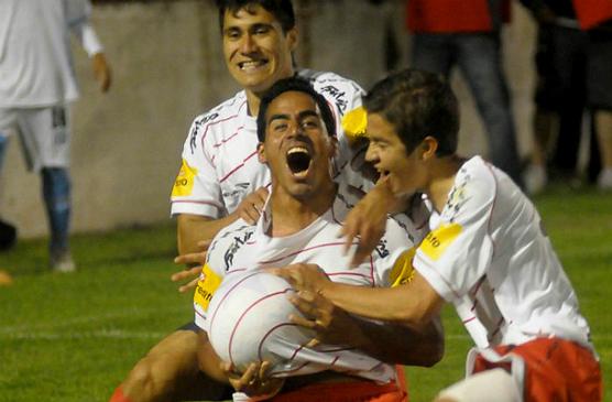 San Martín empató con Racing de Córdoba 2 a 2