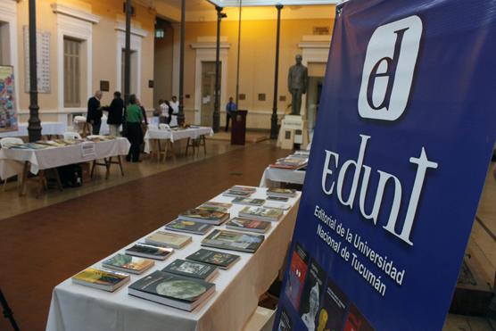 Hoy se inaugurará en el patio del Rectorado la I Feria Regional del Libro Universitario