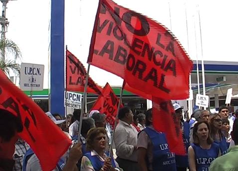 Gremialistas de UPCN realizaron el viernes una manifestación en la sede de Catastro