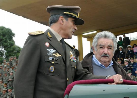 Mujica y Aguerre, el día que asumió