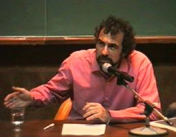 El economista Rubén Lo Vuolo, brindó una charla en la Facultad de Ciencias Económicas