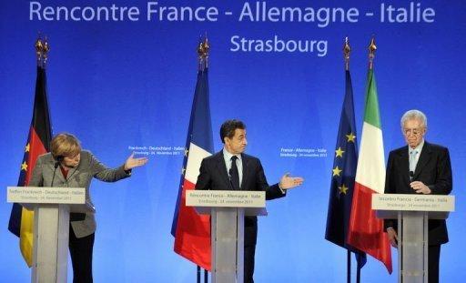 Merkel y Sarkozy señalan a Monti en la rueda de prensa