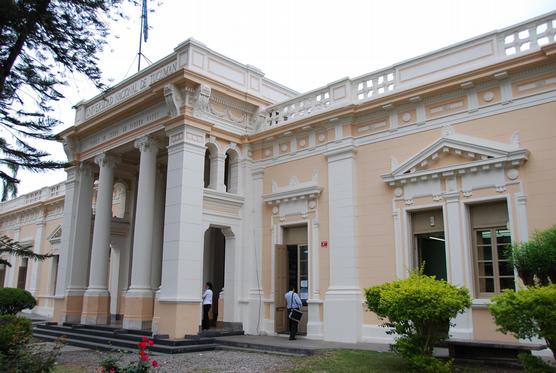 Hoy y mañana en el patio del Rectorado se realizará la V Feria del Voluntariado Universitario