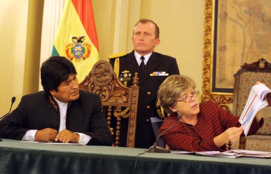 Morales con Alivia Bárcena, ayer en La Paz