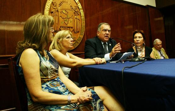 El rector de la UNT, Juan Alberto Cerisola