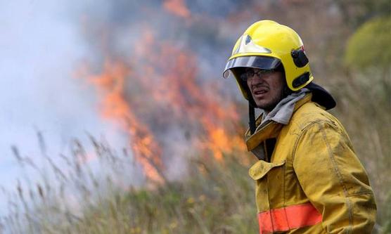 Bombero trabajando