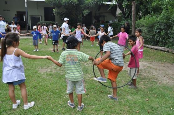 Chicos en la colonia de San Pedro de Colalao