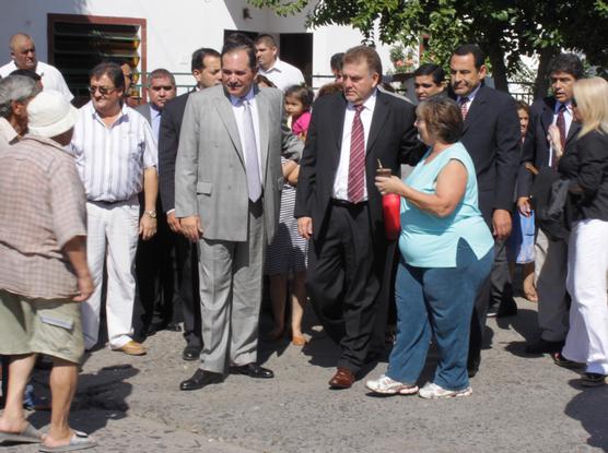 Alperovich y Amaya en la inauguración