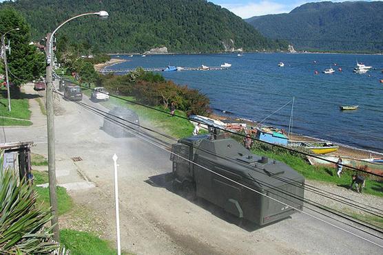 Carros antimotines arriban a Aysén