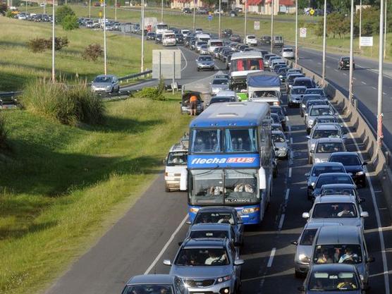 Unos 2,2 millones de personas, aprovecharon la Semana Santa para unas minivacaciones 