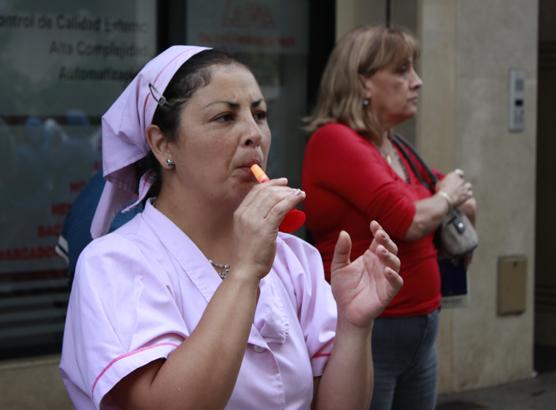 Los gremios de la salud y el gobierno se volverán a reunir hoy i firmarían el acuerdo de 32% de aumento