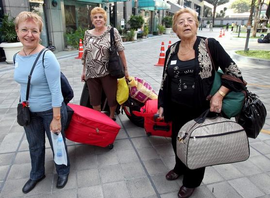 Miles de turistas disfrutan en todo el país del fin de semana largo