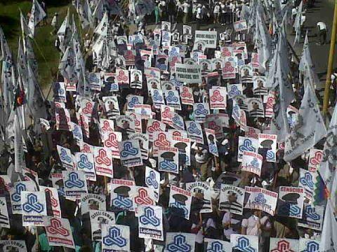 Miles de personas se movilizaron pidiendo justicia en Jujuy