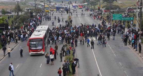 Millones de personas optaron por caminar